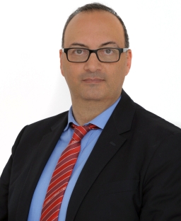 stroumpakisth